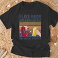 I Like Beer And Bass ギターと 3人 ベーシストギフト Tシャツ 高齢者への贈り物