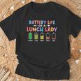 学校給食のおばあちゃんの電池寿命面白いカフェテリアワーカー Tシャツ 高齢者への贈り物