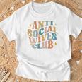 Divertido Antiocial Esposas Club Groovy Divertido Mamá Camiseta unisex Regalos para ancianos