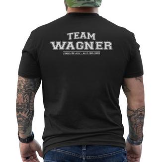 Stolze Familie Nachname Geschenk T-Shirt mit Rückendruck - Geschenkecke