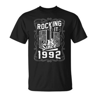 Hombre Guitarras Eléctricas Música Rock Guitarristas Nacidos 1992 Camiseta unisex - Regaloses
