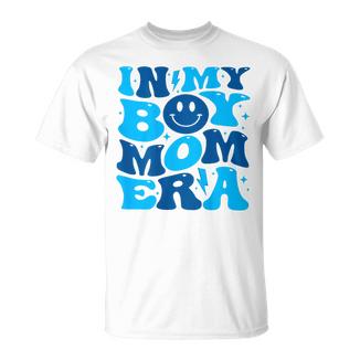 In My Boy Mom Era En La Espalda Camiseta unisex - Regaloses